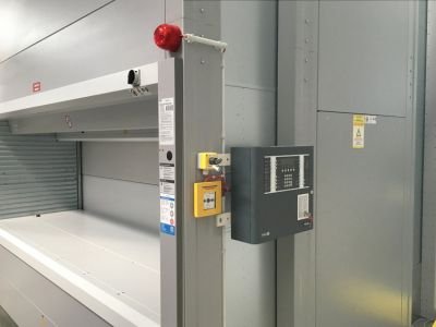 Fire extinguishing system for goods lift